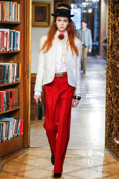 Look 22